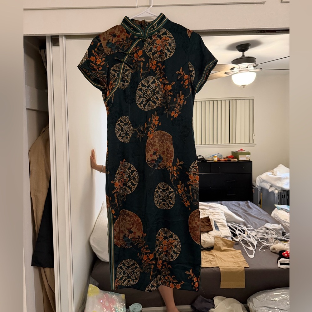 100% Silk Chinese Qipao dress